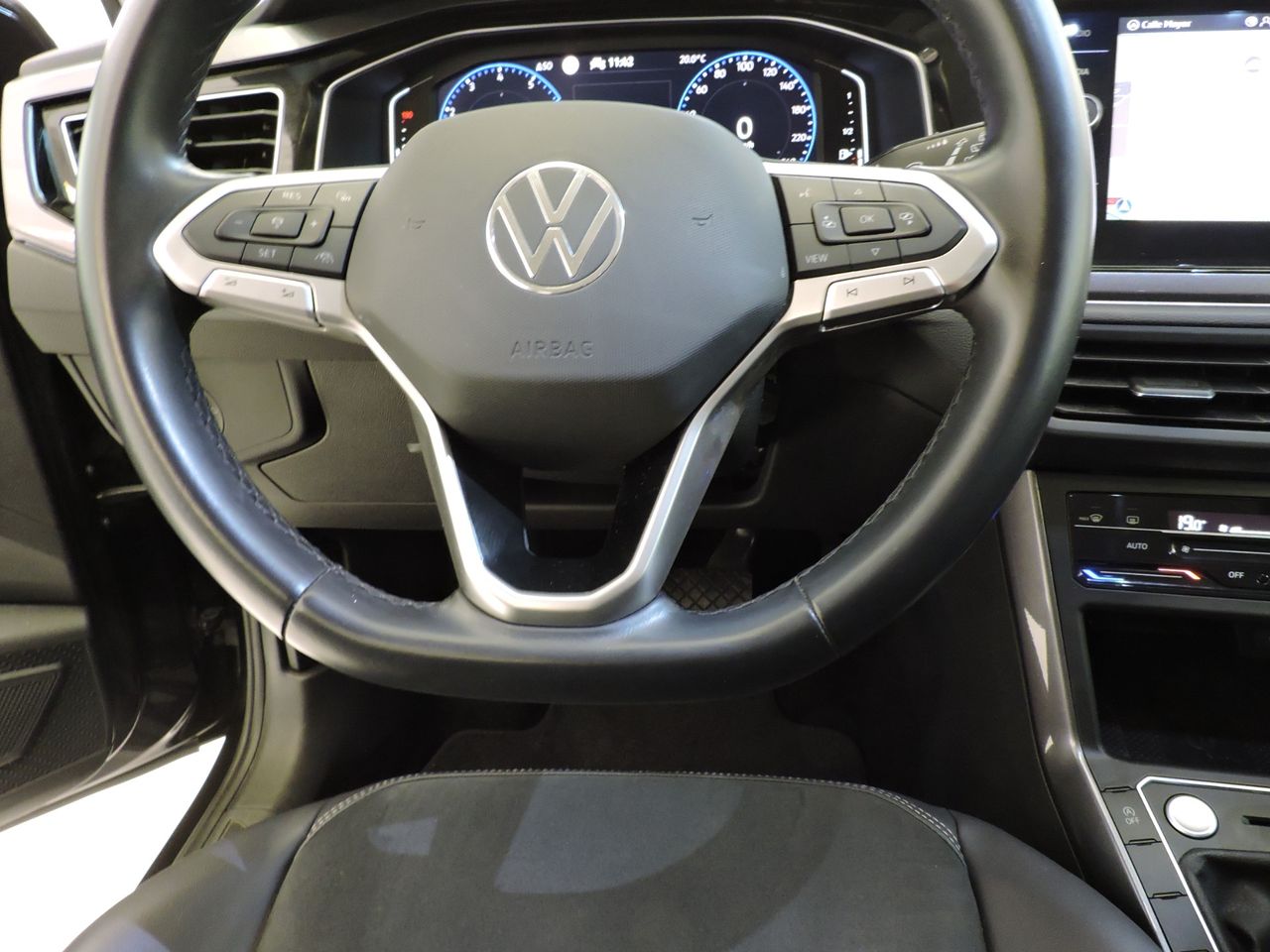 Volkswagen Taigo Life 1.0 TSI 81 kW 110CV STYLE - Foto 9