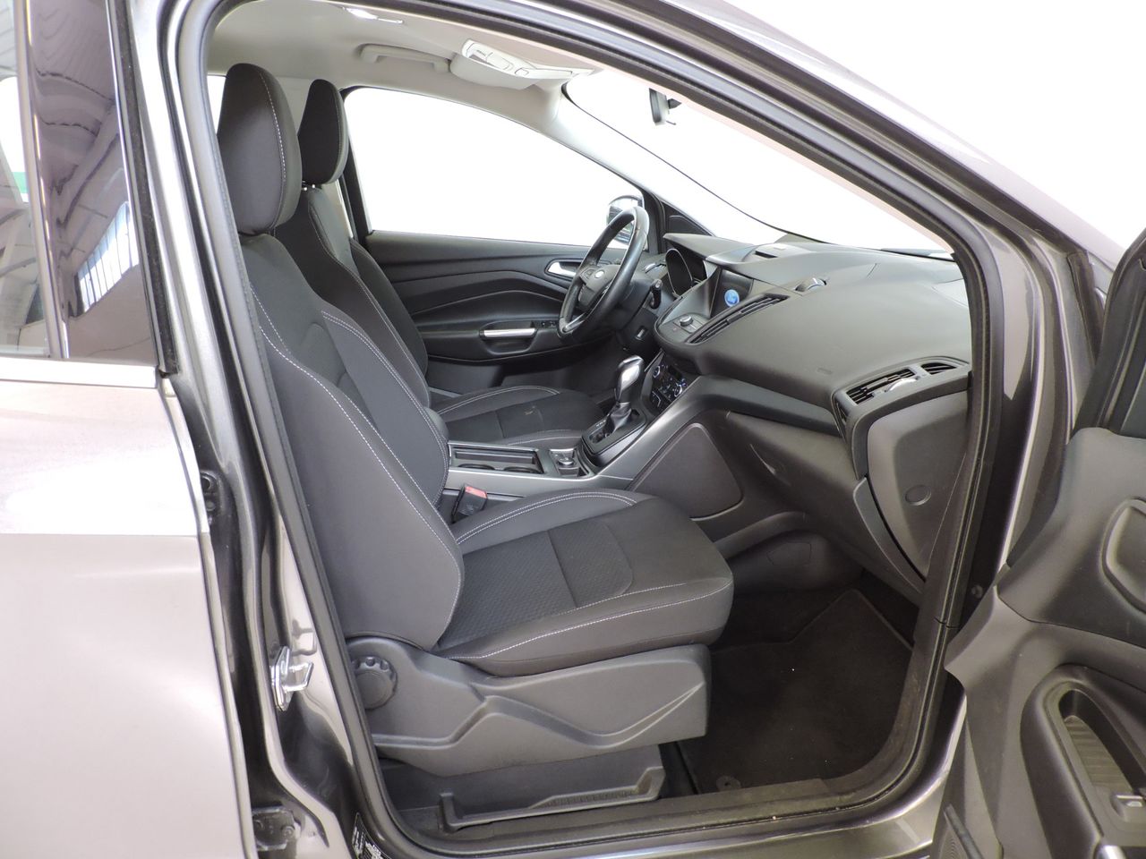 Ford Kuga Trend+ 2.0 TDCi Auto-Start-Stop 88 kW Business - Foto 14