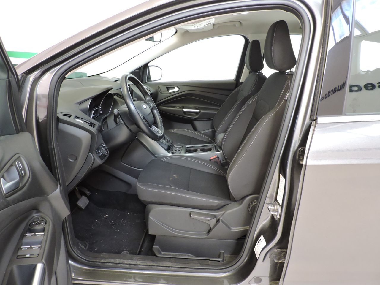Ford Kuga Trend+ 2.0 TDCi Auto-Start-Stop 88 kW Business - Foto 13
