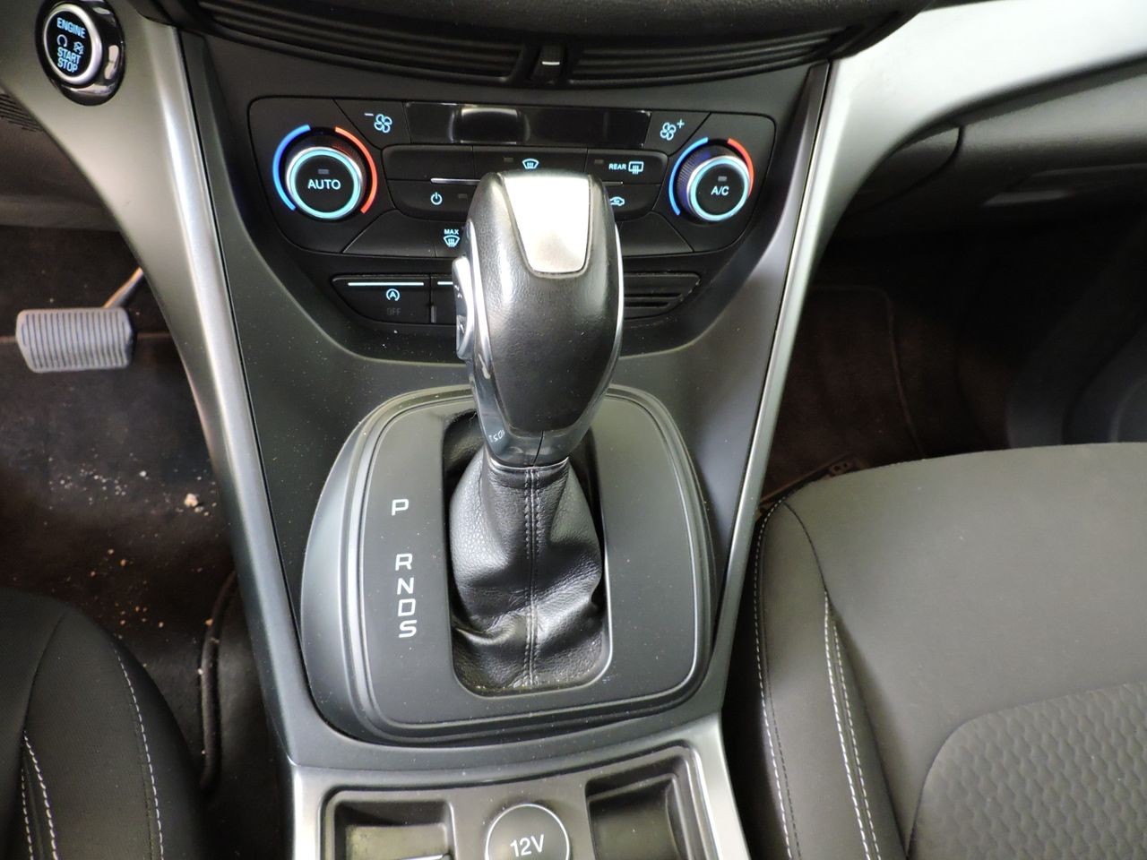 Ford Kuga Trend+ 2.0 TDCi Auto-Start-Stop 88 kW Business - Foto 12