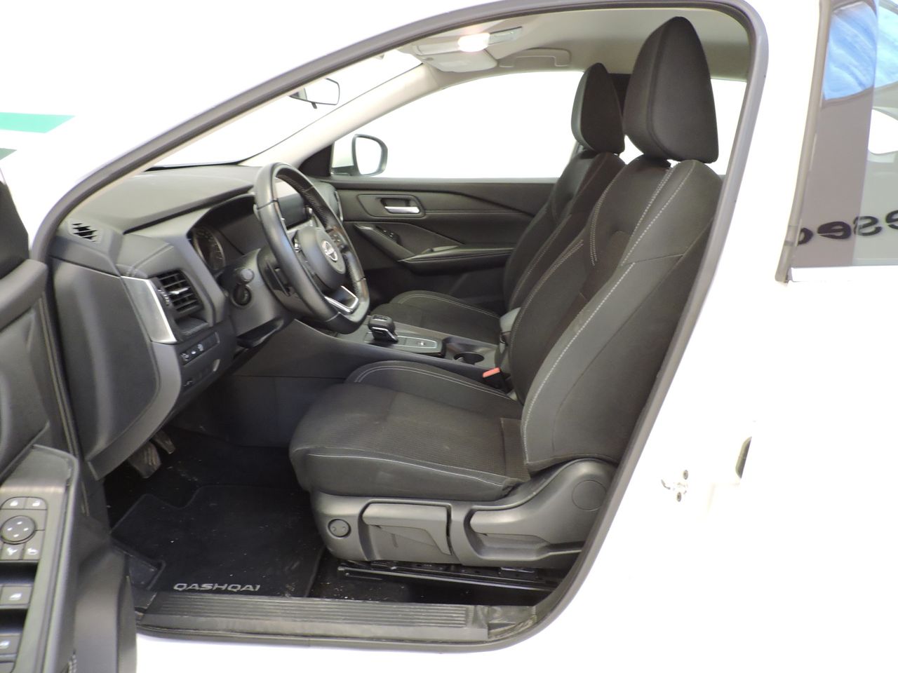 Nissan Qashqai DIG-T 116 kW 158CV 1.3 mHEV BUSINESS XTRONIC - Foto 14