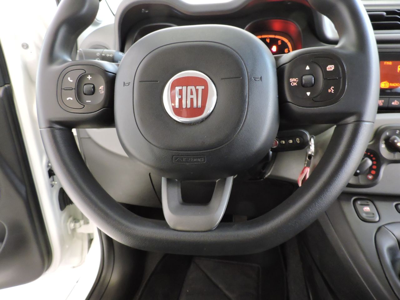 Fiat Panda 1.0 Hybrid 51 kW 69cv S&S CITY LIFE - Foto 14