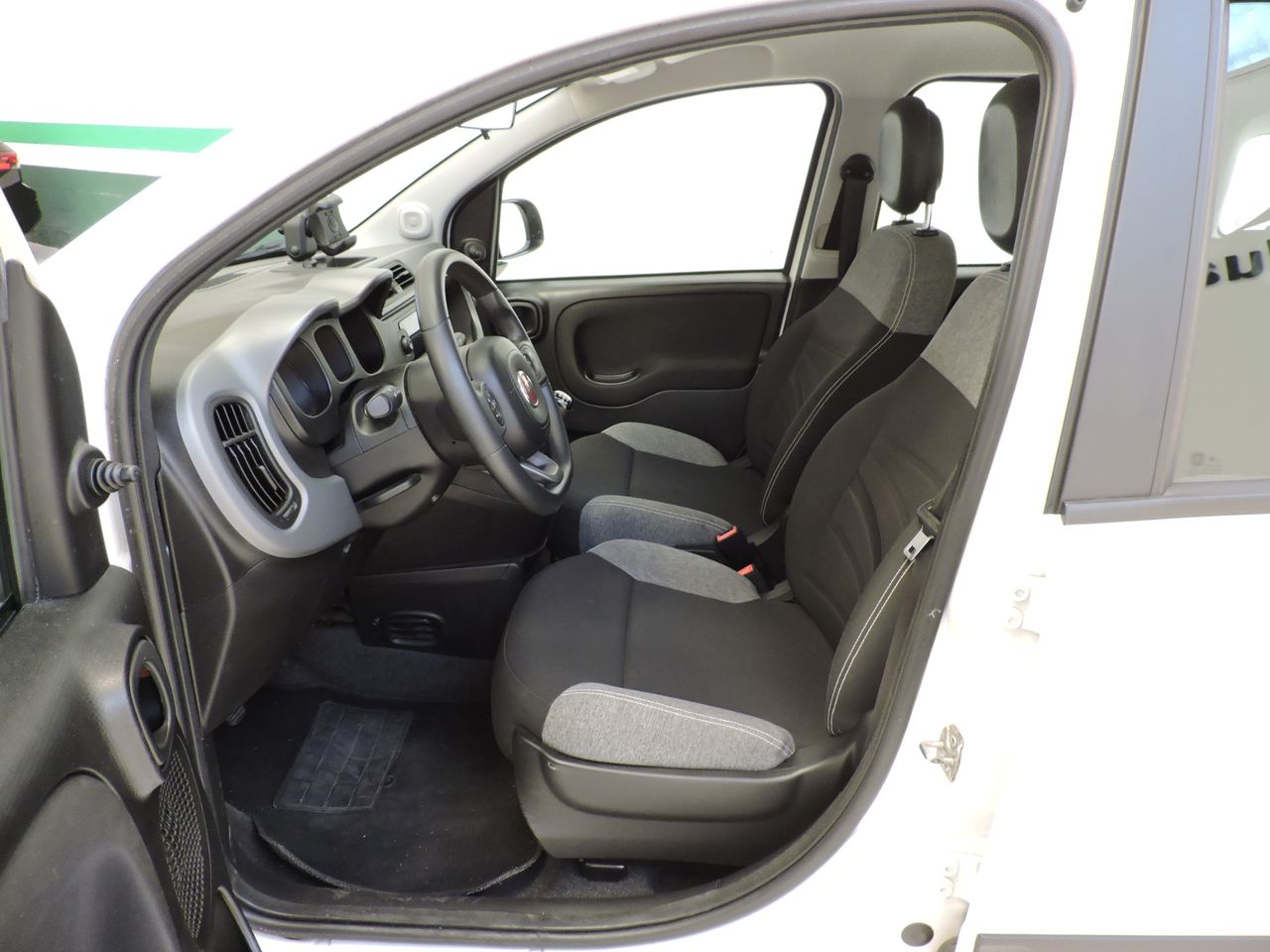 Fiat Panda 1.0 Hybrid 51 kW 69cv S&S CITY LIFE - Foto 11