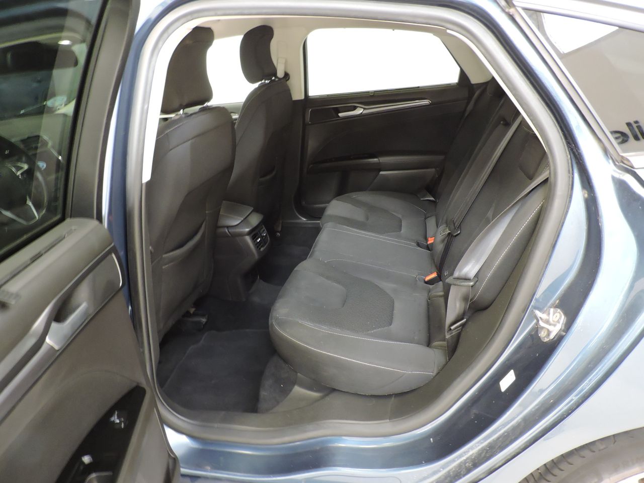 Ford Mondeo 5 puertas Titanium 2.0 TDCi 110 kW - Foto 14