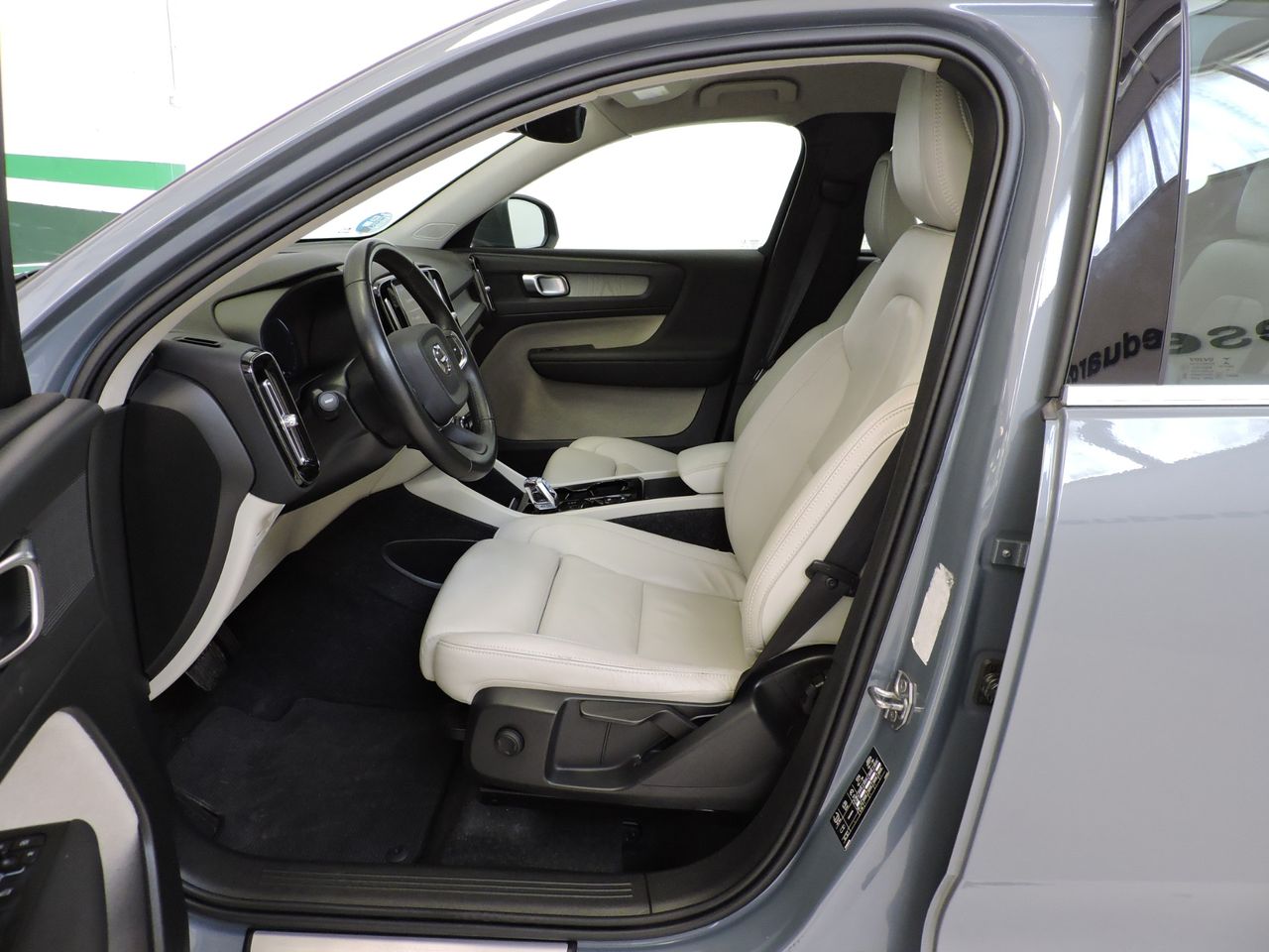 Volvo XC40 Recharge T4 Inscription - Foto 9
