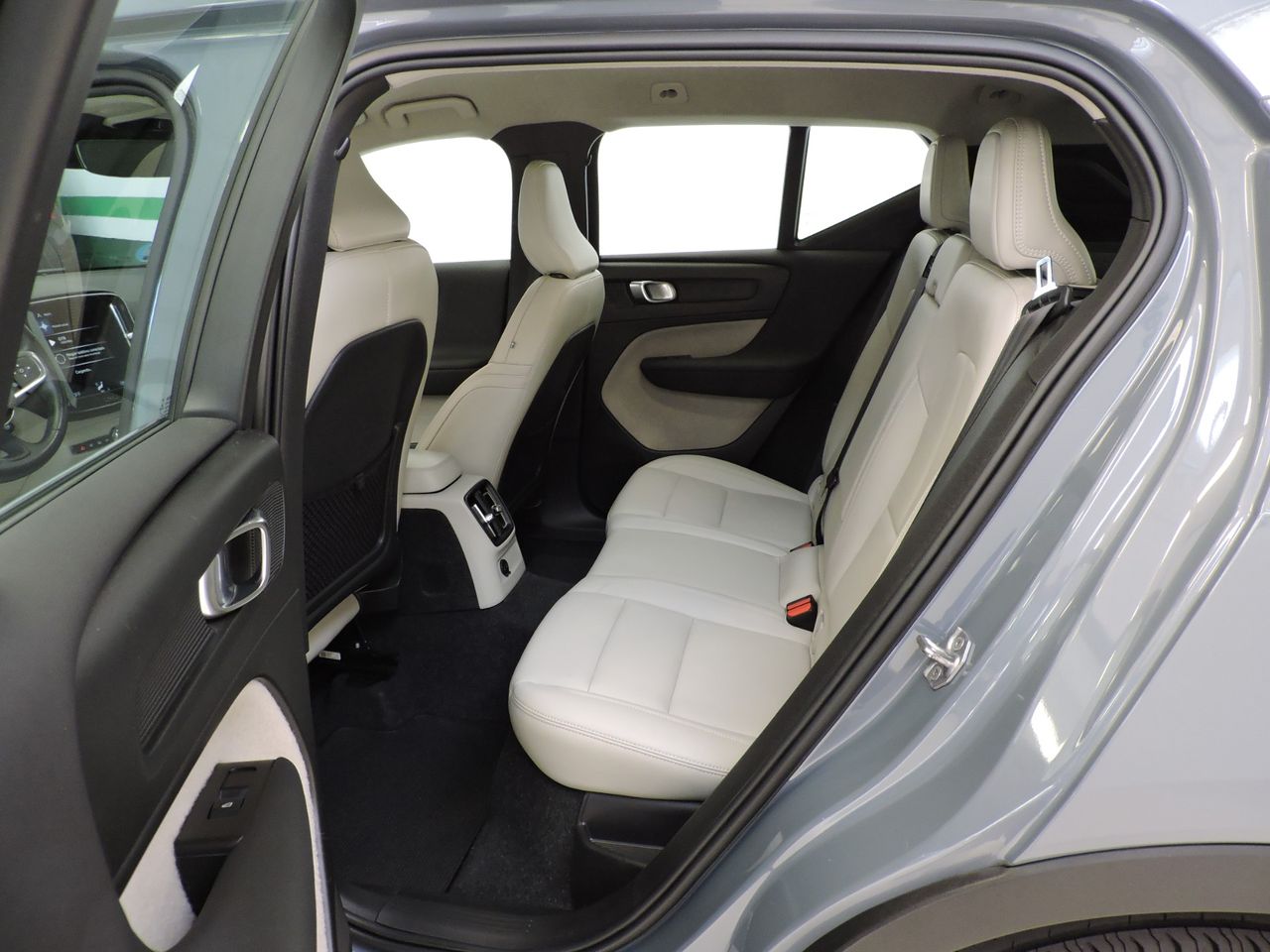 Volvo XC40 Recharge T4 Inscription - Foto 11