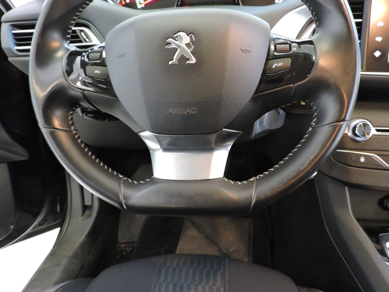 Peugeot 308 SW Style 1.2 PureTech 130 S&S - Foto 14