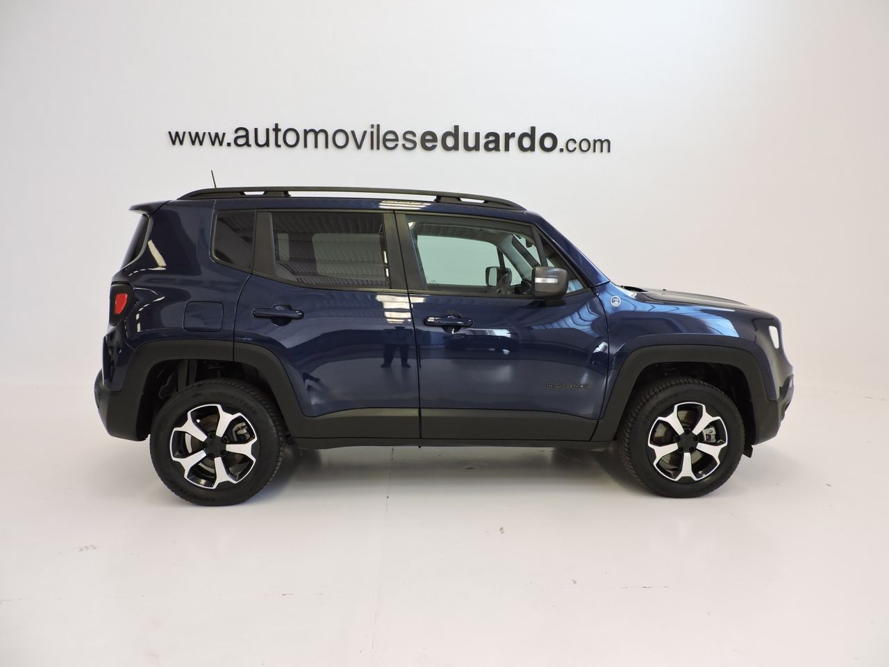 Jeep Renegade 4xe Trailhawk 176 kW 240CV AUTO. - Foto 6