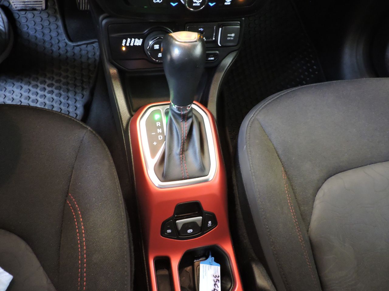 Jeep Renegade 4xe Trailhawk 176 kW 240CV AUTO. - Foto 15