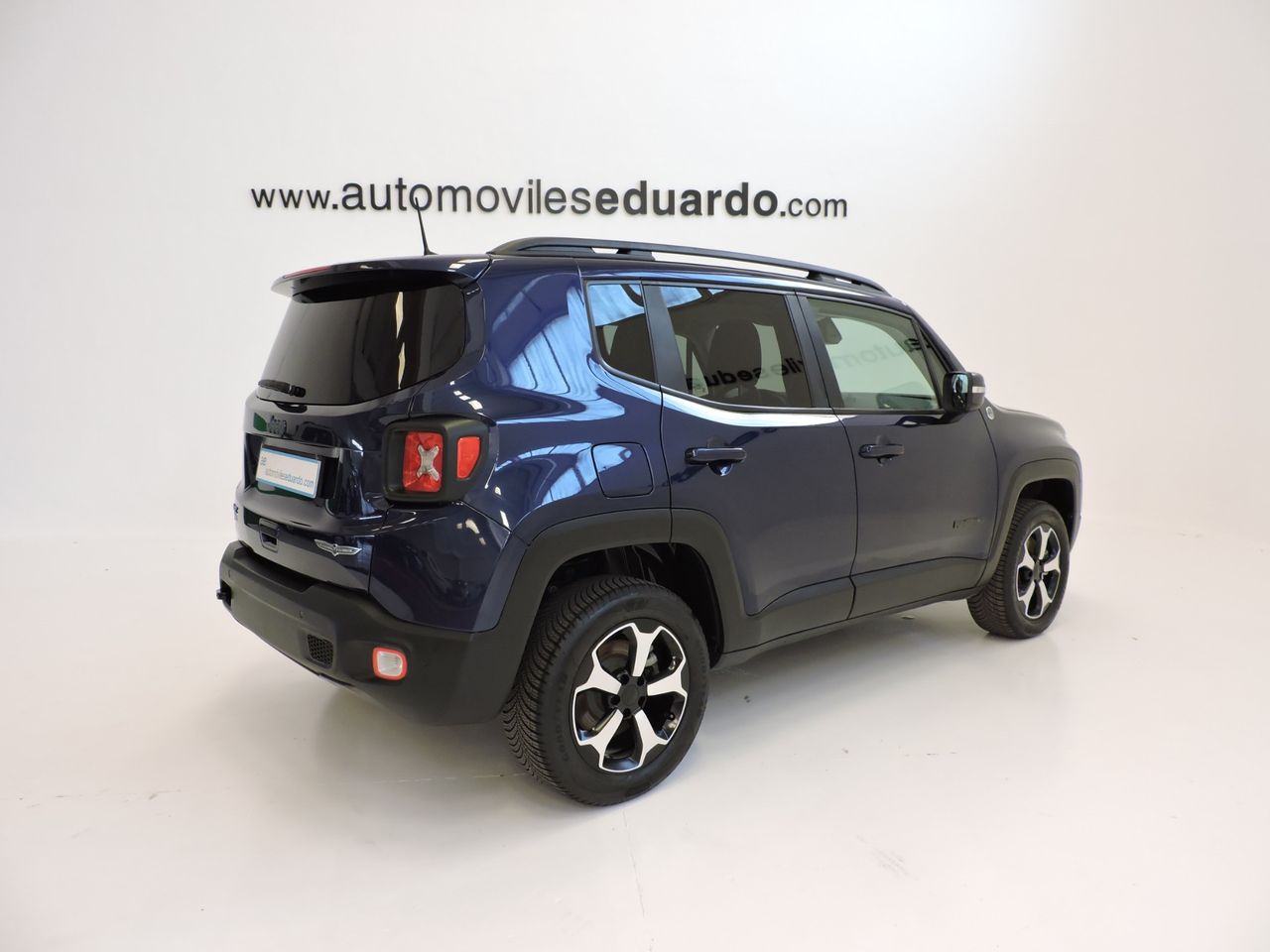 Jeep Renegade 4xe Trailhawk 176 kW 240CV AUTO. - Foto 5