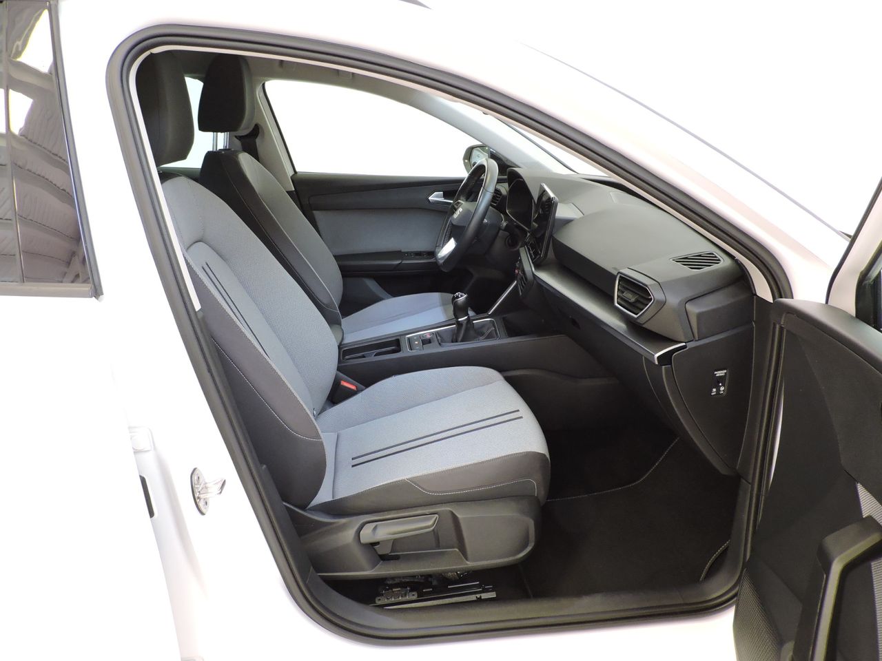 Seat Leon Leon Sportstourer 2.0 TDI CR 85 KW - Foto 9