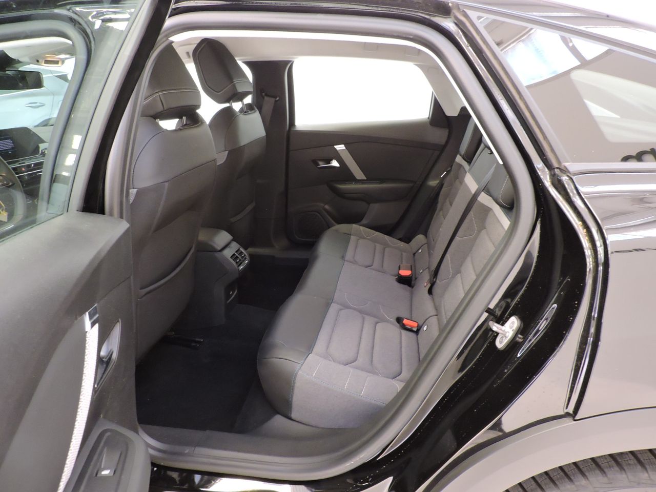 Citroën C4 BlueHDi 110 Feel - Foto 15