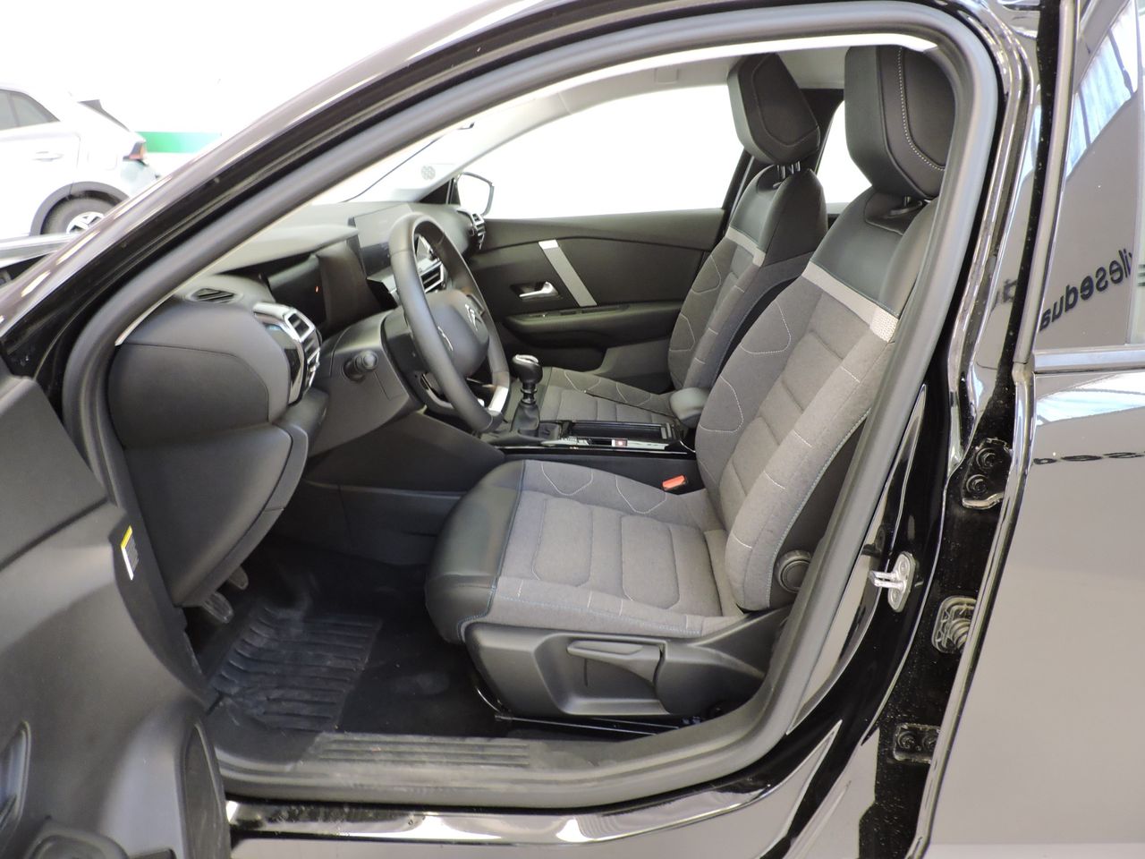 Citroën C4 BlueHDi 110 Feel - Foto 13