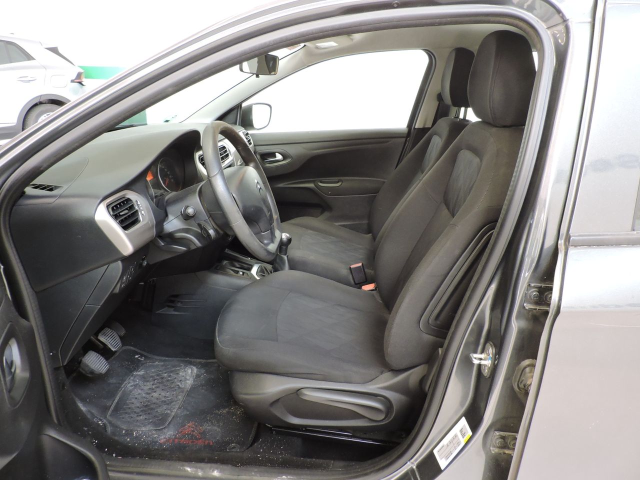Citroën C-Elysée BlueHDi 100 Seduction - Foto 10
