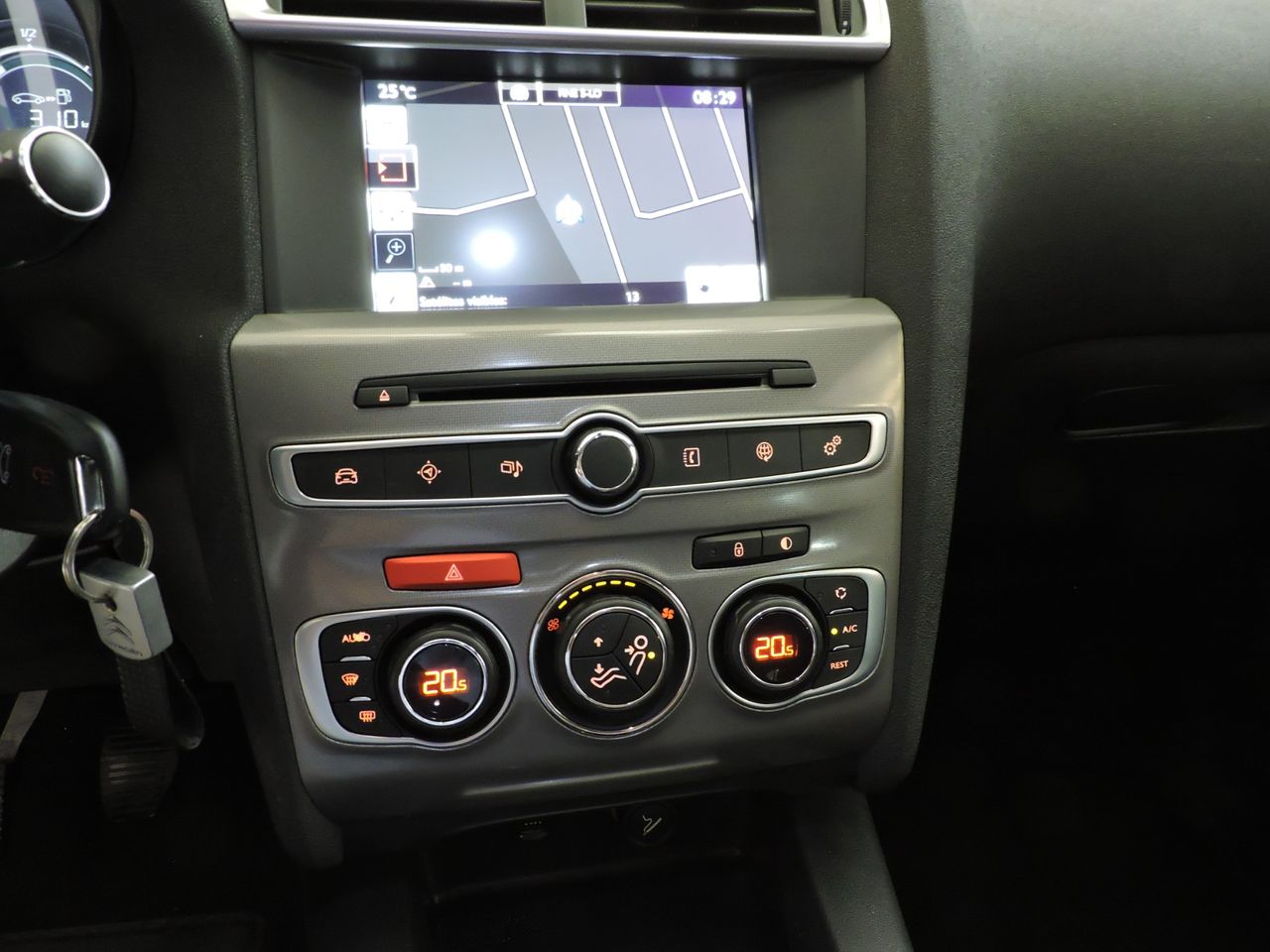 Citroën C4 BlueHDi 100 Feel Edition - Foto 13