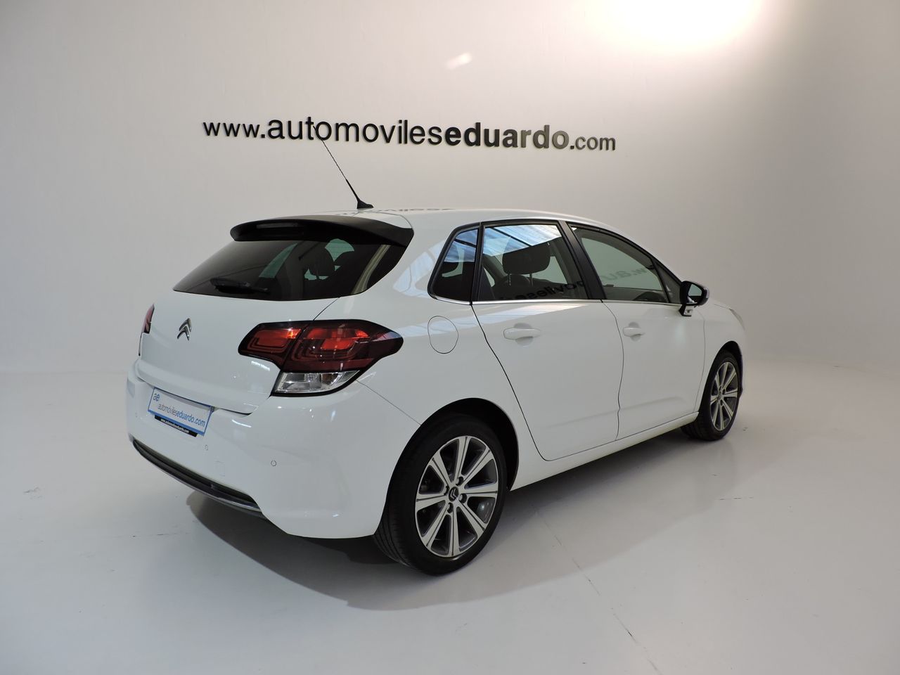 Citroën C4 BlueHDi 100 Feel Edition - Foto 5