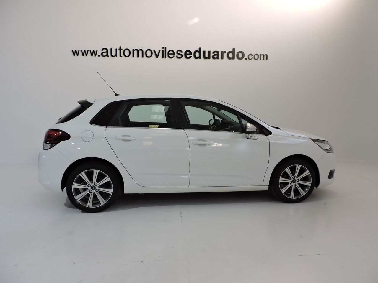 Citroën C4 BlueHDi 100 Feel Edition - Foto 8