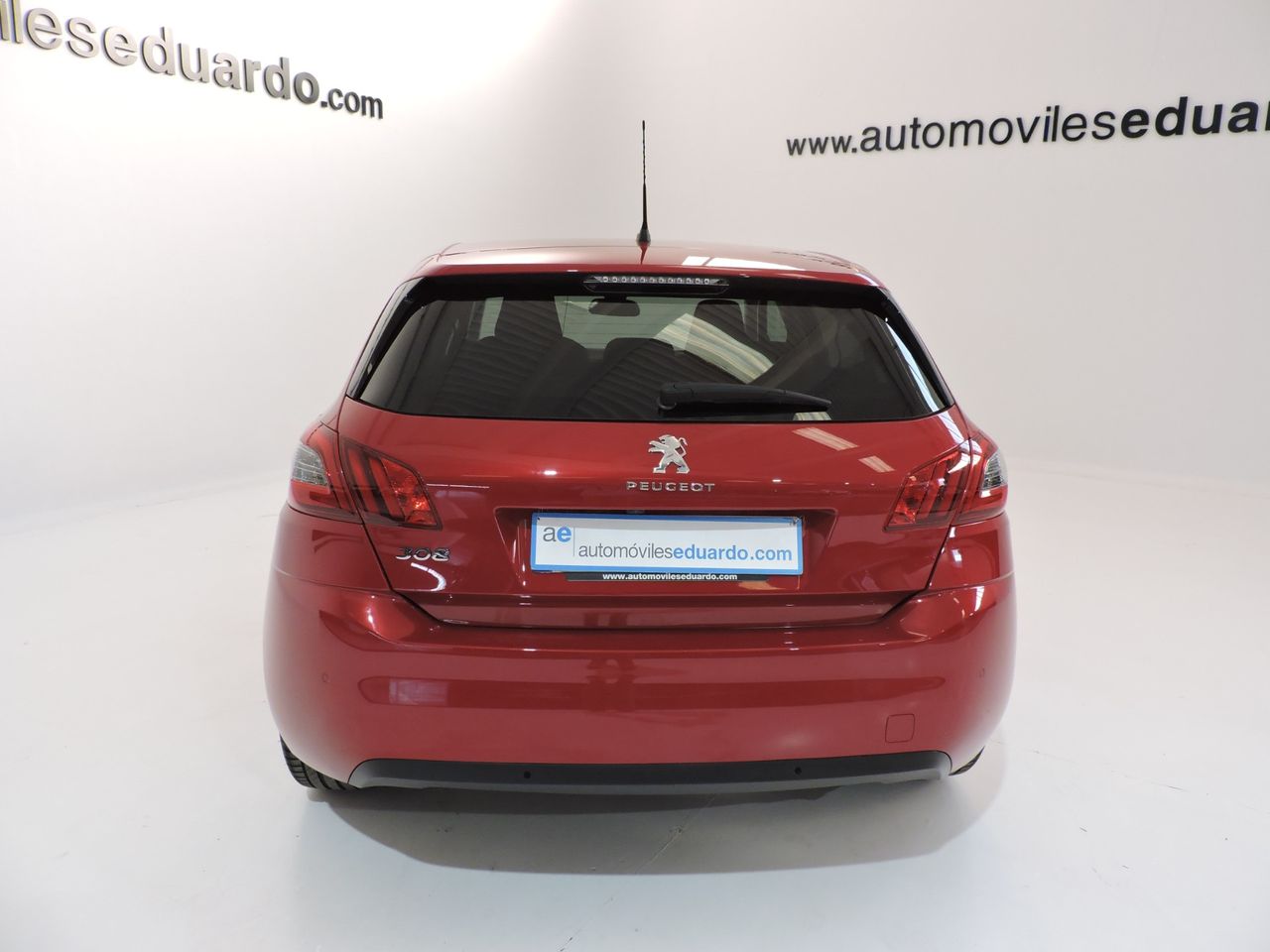 Peugeot 308 5p Allure 1.6 BlueHDi 100 - Foto 6