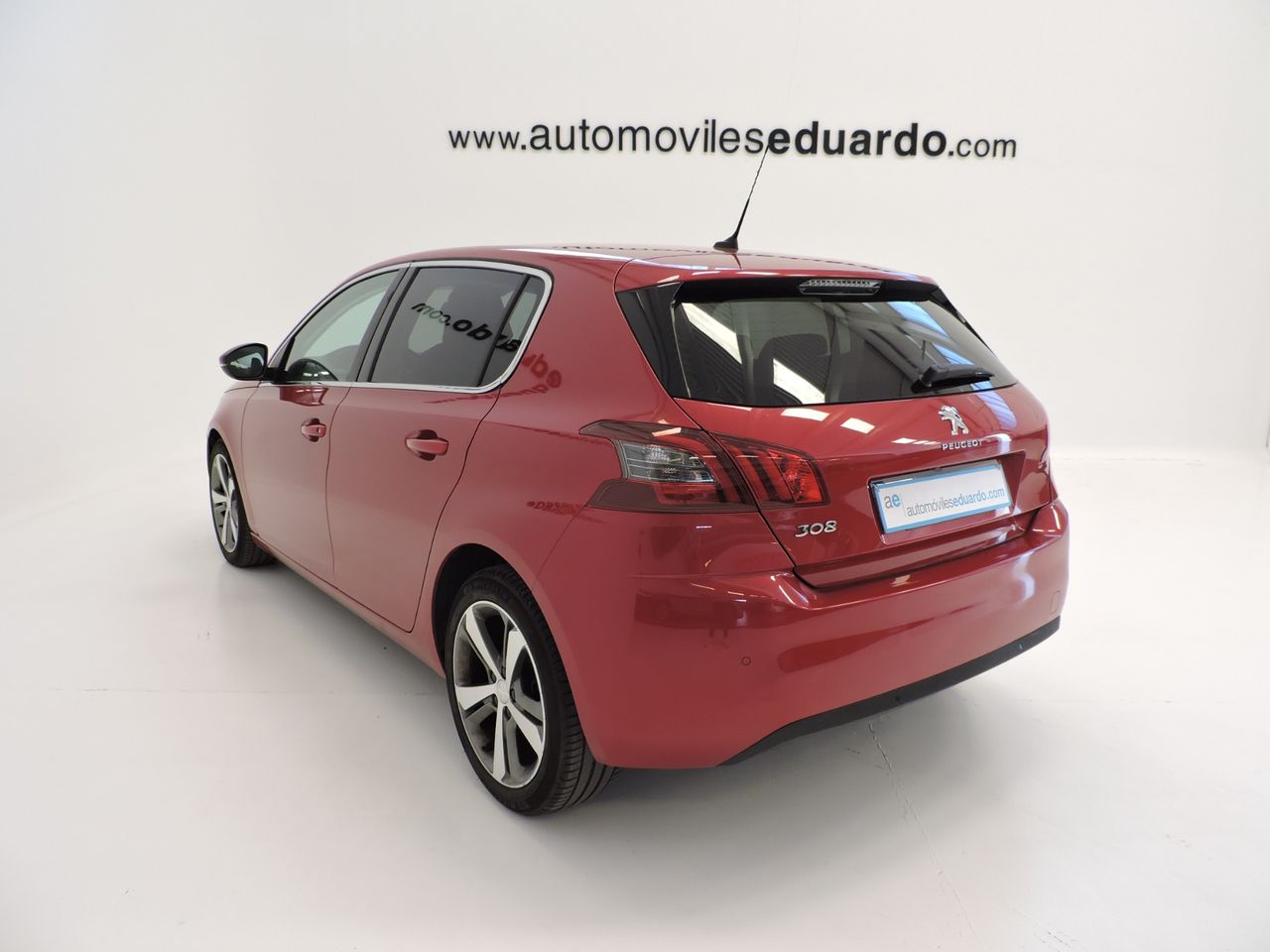 Peugeot 308 5p Allure 1.6 BlueHDi 100 - Foto 7