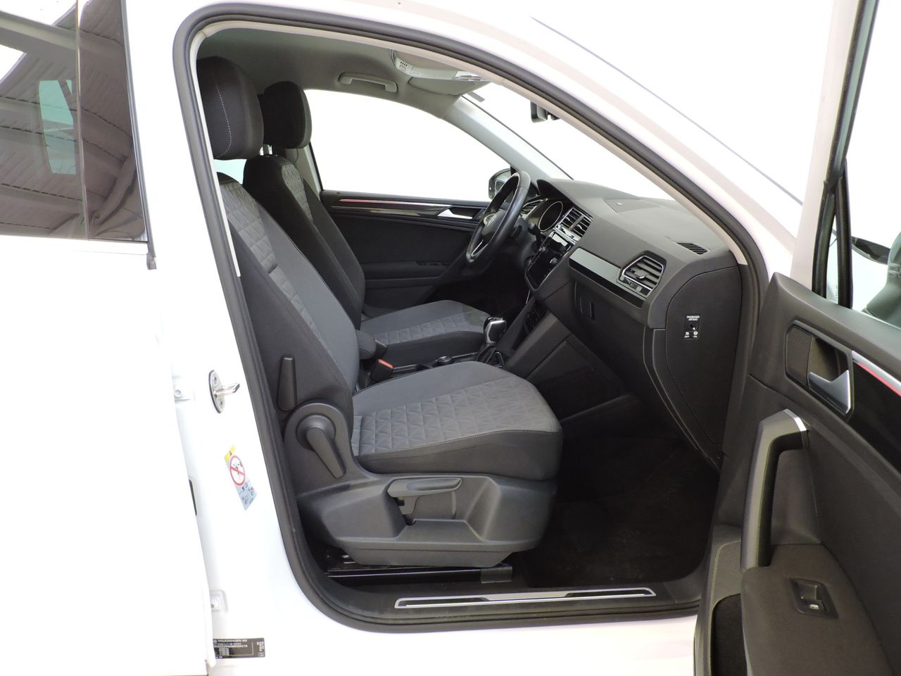 Volkswagen Tiguan Life 2.0 TDI 110 kW 4MOTION - Foto 10
