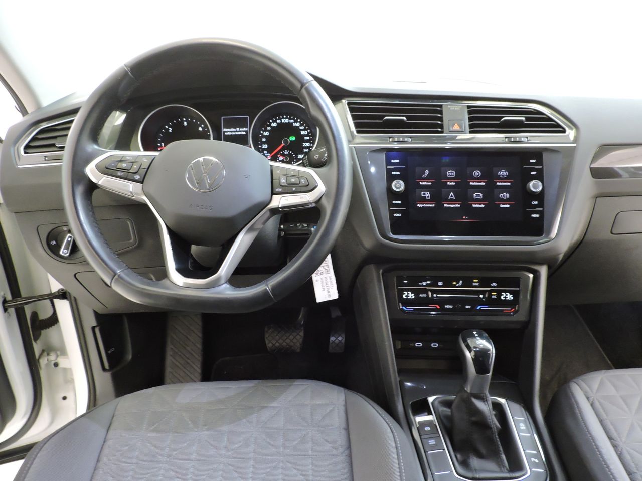 Volkswagen Tiguan Life 2.0 TDI 110 kW 4MOTION - Foto 8