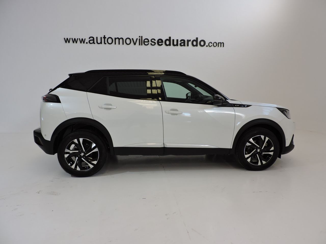Peugeot 2008 GT BlueHDi 130 EAT8 - Foto 5