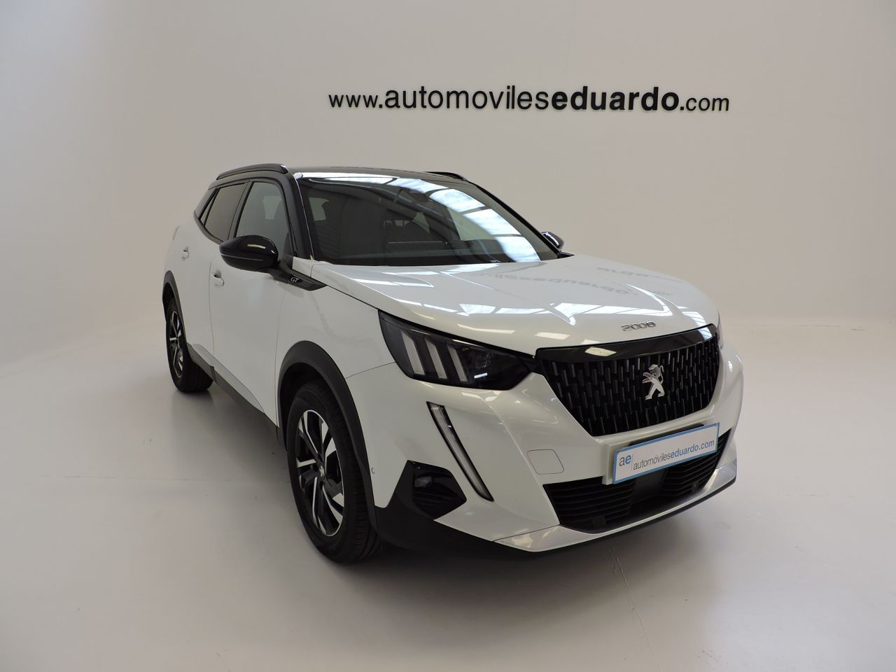 Peugeot 2008 GT BlueHDi 130 EAT8 - Foto 4