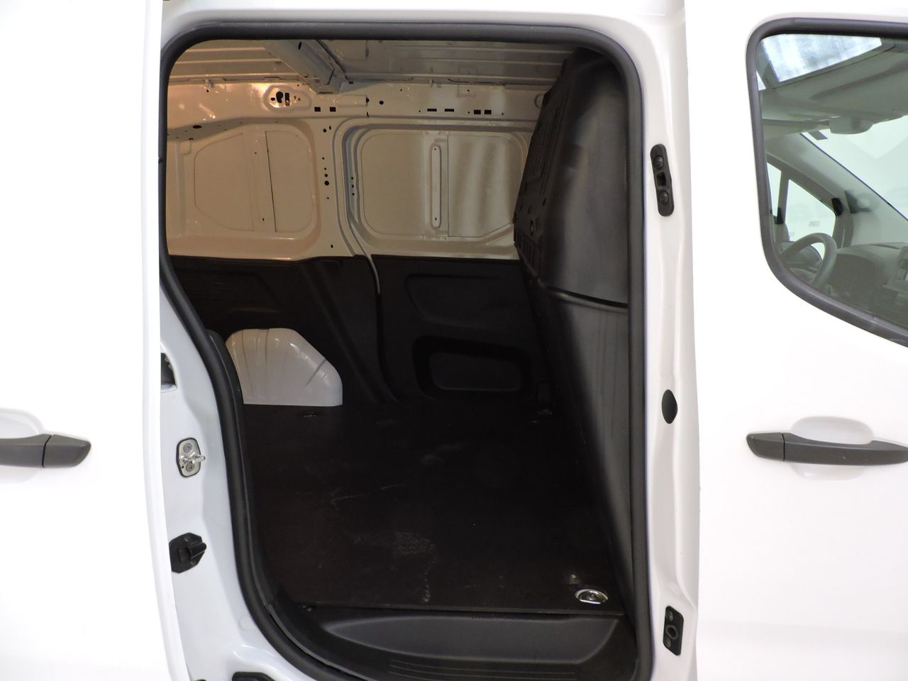 Fiat Doblò DOBLO Furgón 1.5 BlueHDi 100 1000kg L1H1 - Foto 12