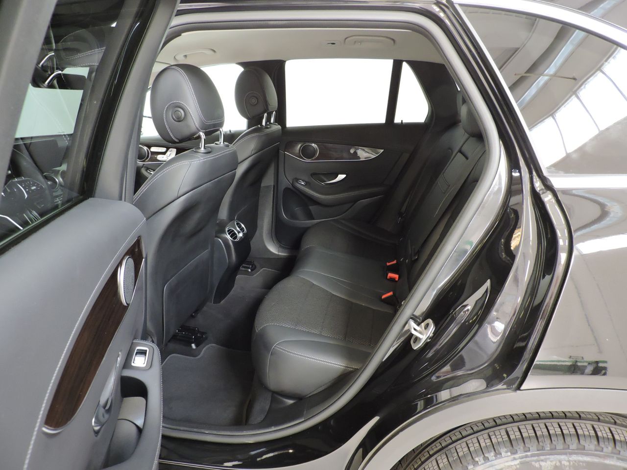 Mercedes GLC 300 e 4MATIC BUSINESS LINE - Foto 19