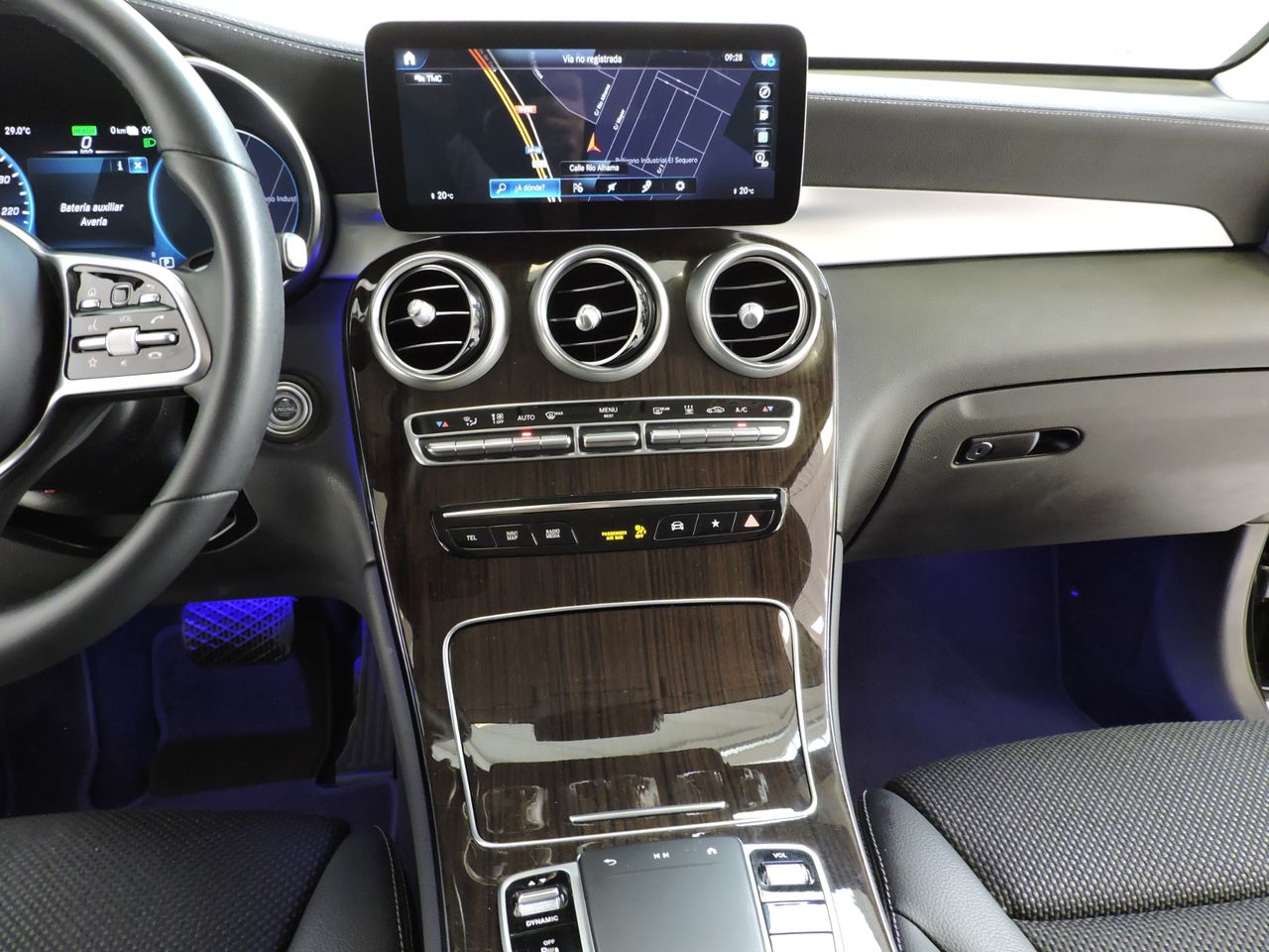 Mercedes GLC 300 e 4MATIC BUSINESS LINE - Foto 14