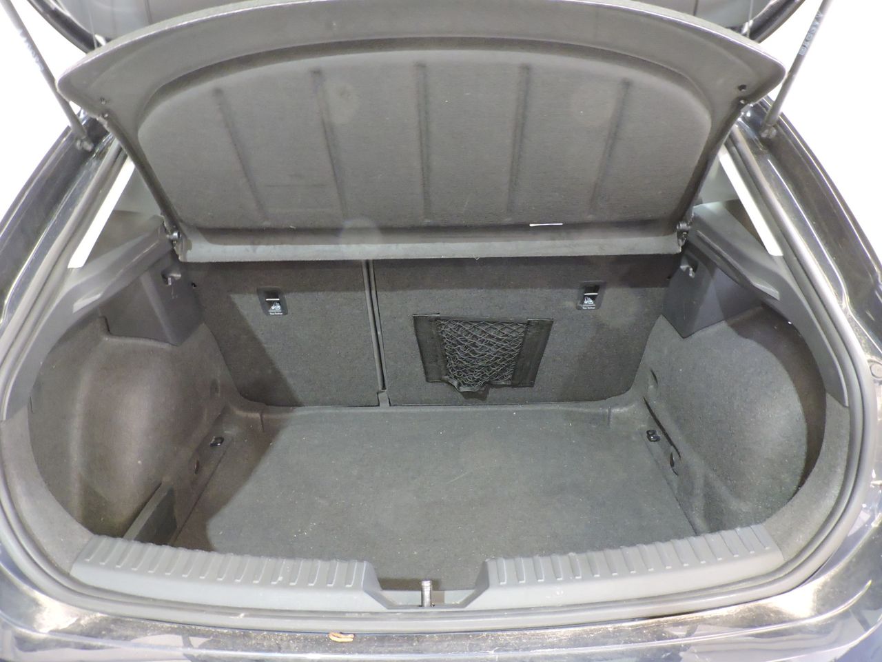 Seat Leon Leon 1.0 TSI 81 KW - Foto 16