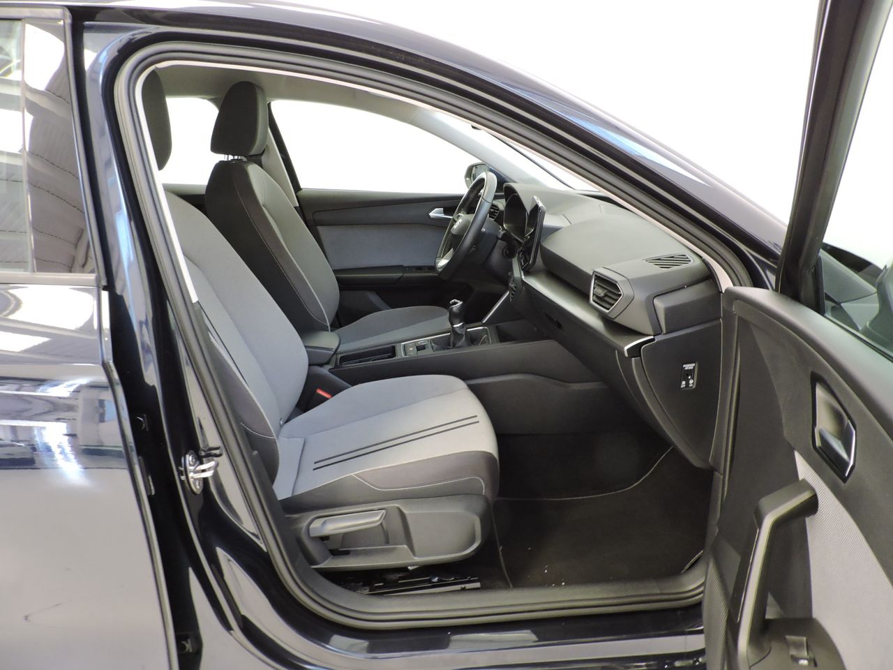 Seat Leon Leon 1.0 TSI 81 KW - Foto 16