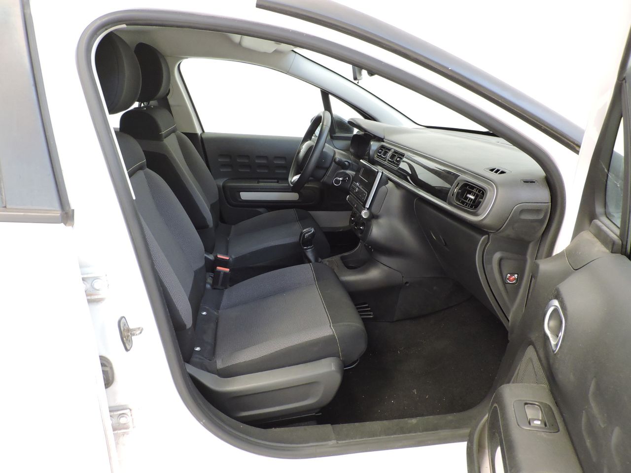 Citroën C3 BlueHDi 75 S&S Feel - Foto 11