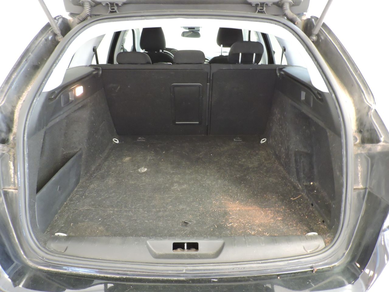 Peugeot 308 SW Style 1.6 BlueHDi 120 - Foto 15