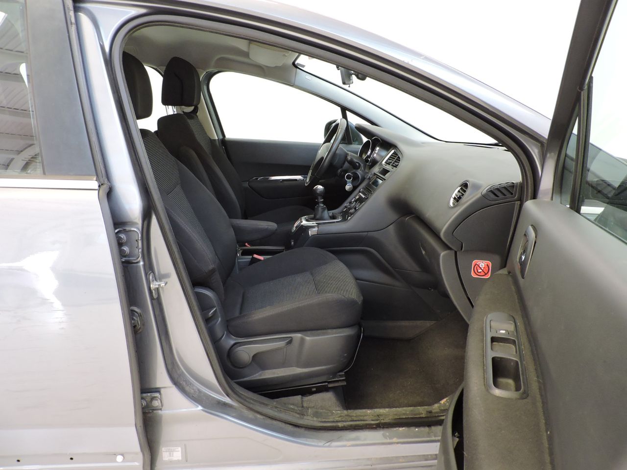 Peugeot 5008 Premium 1.6 HDi 112 FAP 7 plz - Foto 13