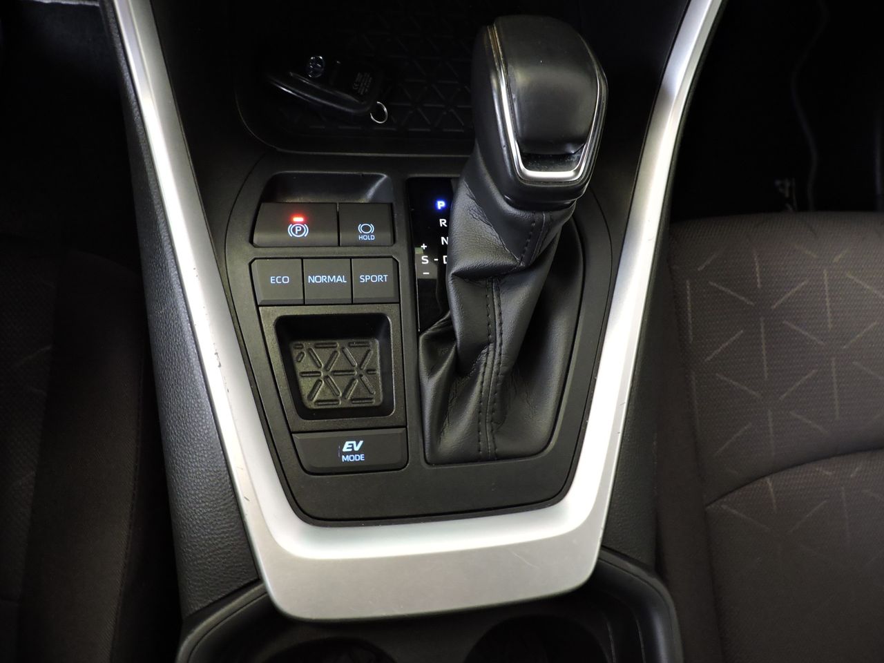 Toyota Rav4 Hybrid 220H 4x2 Advance - Foto 15