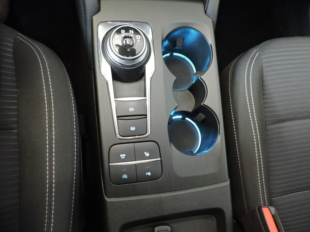 Ford Kuga Titanium 1.5 EcoBlue 88 kW - Foto 12