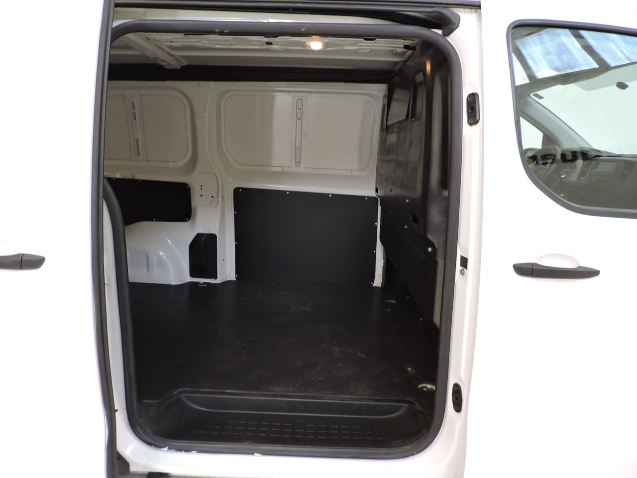 Citroën Jumpy FURGÓN TALLA M BLUEHDI 85KW (115CV) 6V CONFORT 4P - Foto 14