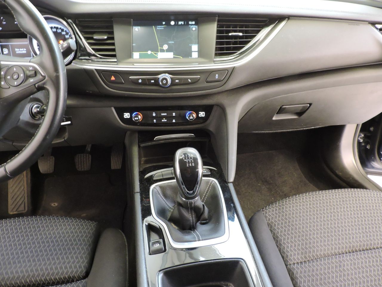 Opel Insignia Sports Tourer Business Edition 1.5D 90 kW 122cv - Foto 12