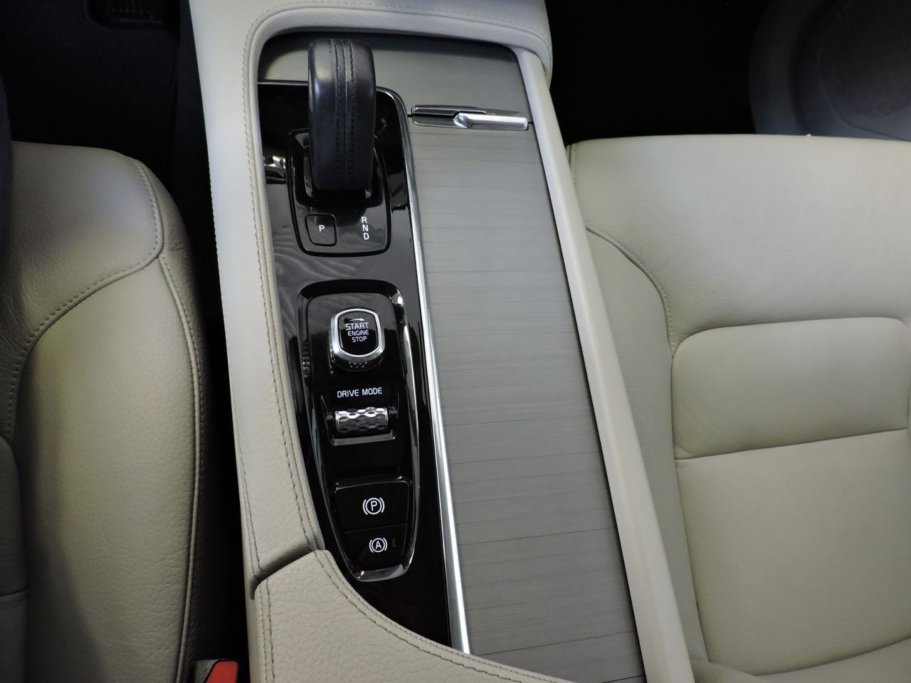 Volvo XC90 B5 Diesel AWD Momentum 7 asientos - Foto 15