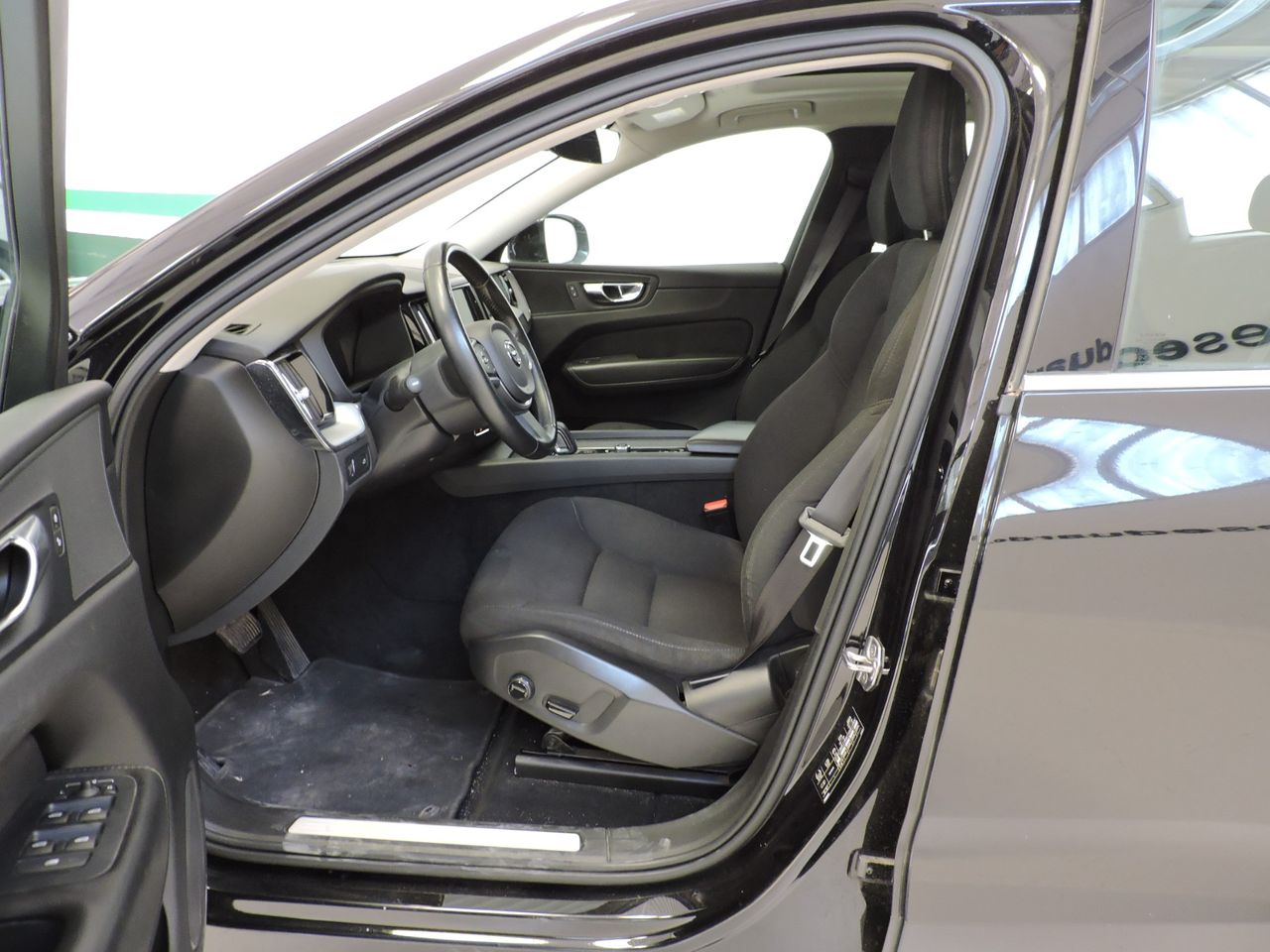 Volvo XC60 Momentum Pro B4 Diesel Aut. - Foto 16