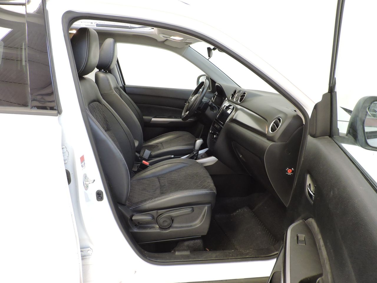 Suzuki Vitara 1.5 Strong Hybrid AGS GLX 1.4 BOOSTERJET HYBRID STARVIEW AUT. - Foto 17