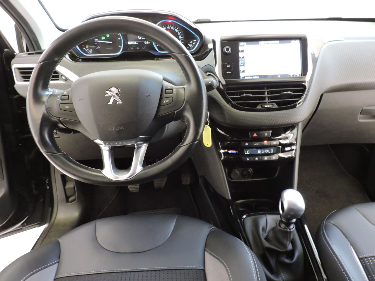 Peugeot 2008 Allure 1.6 BlueHDi 120 S&S - Foto 10