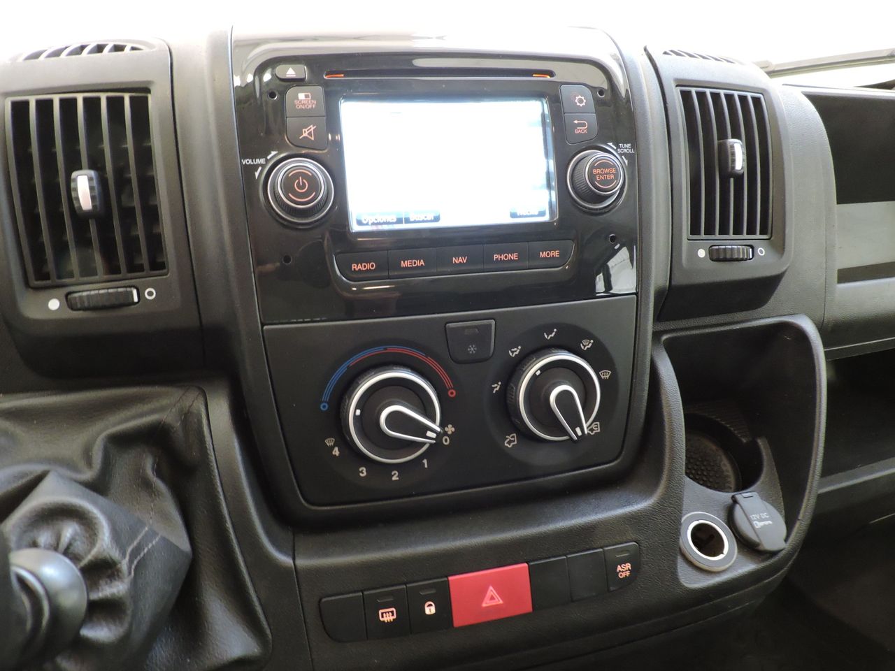 Peugeot Boxer 435 LWB DSL 2.0 BlueHDi L3 Pro S&S - Foto 17