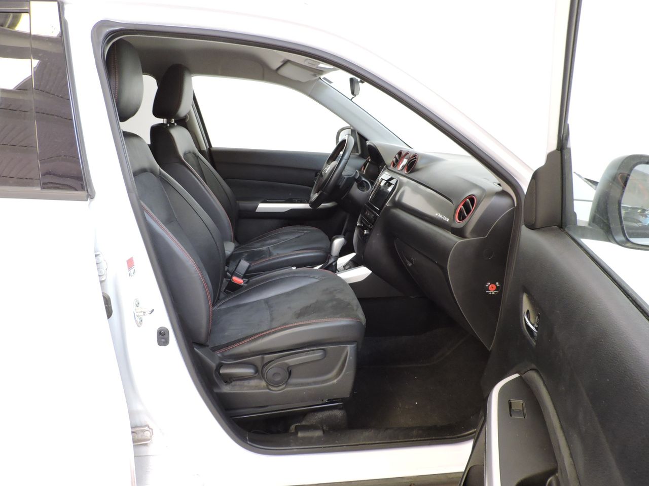 Suzuki Vitara S 1.4 BoosterJet 4x4 Aut. - Foto 12