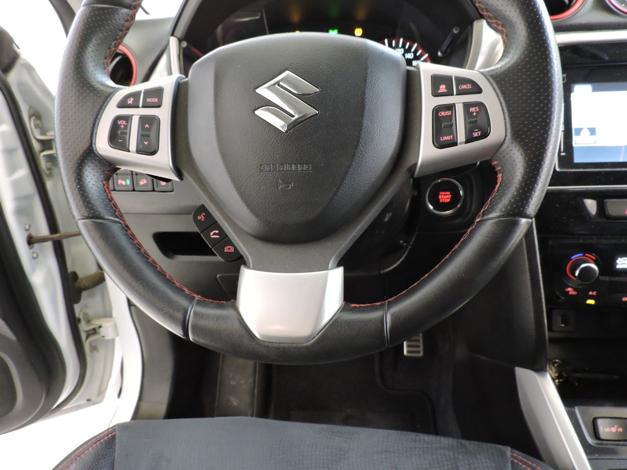 Suzuki Vitara S 1.4 BoosterJet 4x4 Aut. - Foto 14