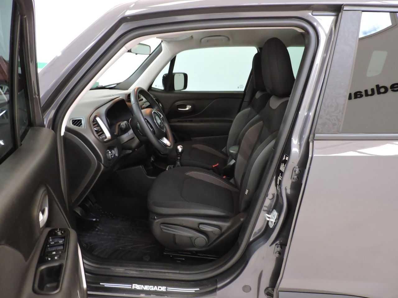 Jeep Renegade Limited 1.0 Turbo 88 kW T3 120CV - Foto 14