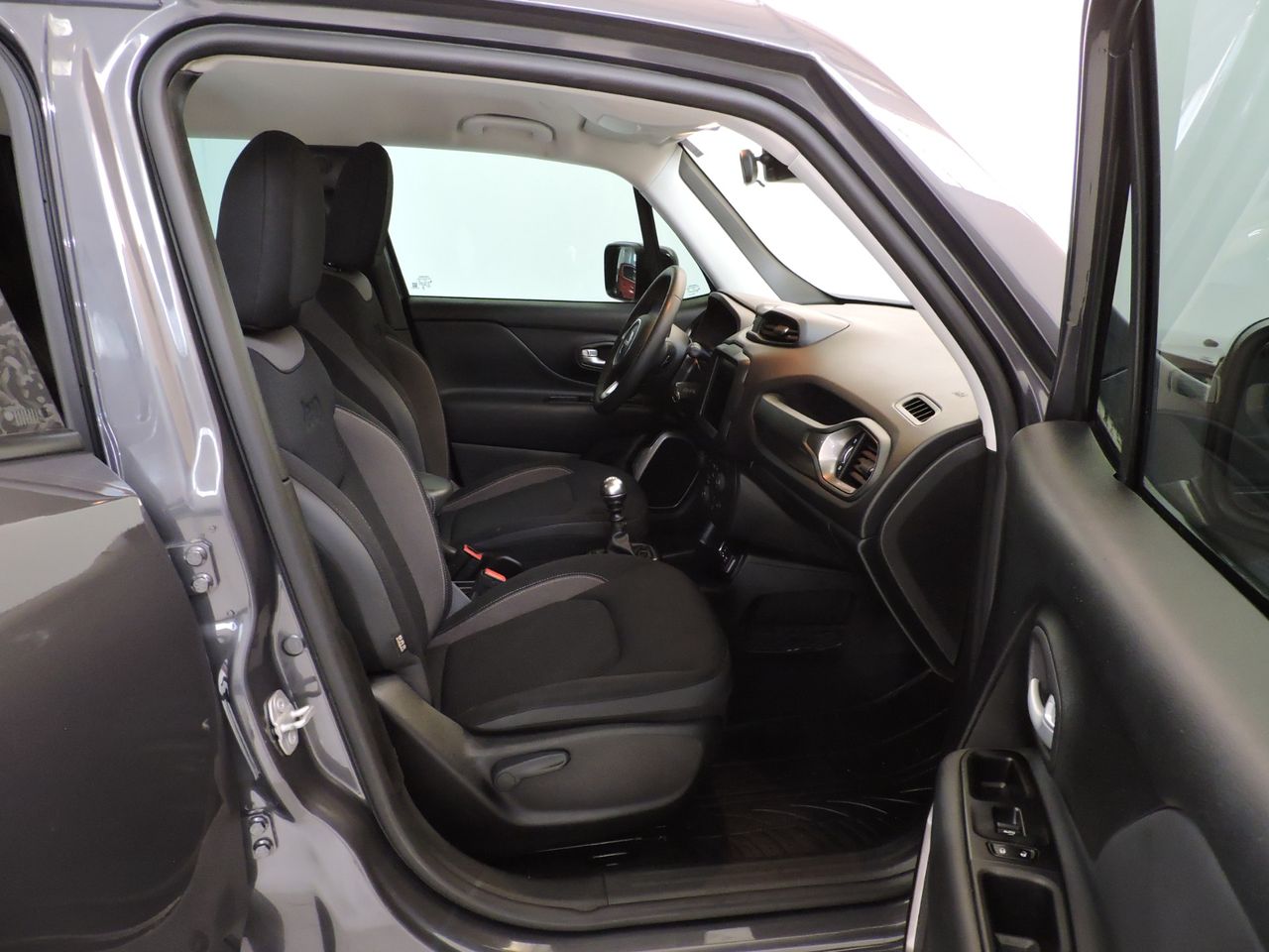 Jeep Renegade Limited 1.0 Turbo 88 kW T3 120CV - Foto 13
