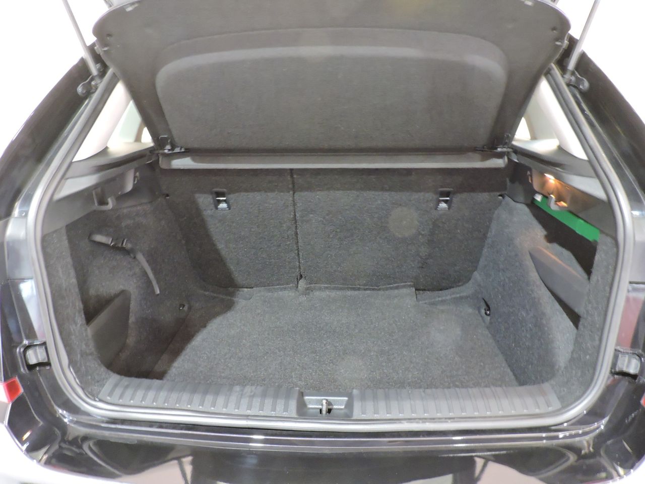 Skoda Kamiq 1.0 TSI 81 kW - Foto 17