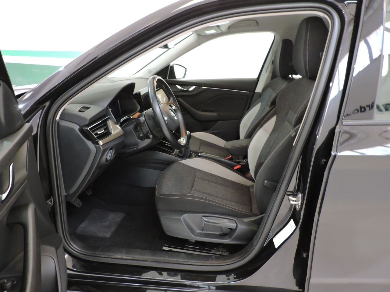 Skoda Kamiq 1.0 TSI 81 kW - Foto 14